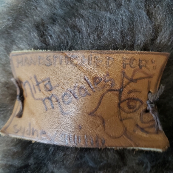 Vintage sheepskin handmade vest adult size XS or kids size - Picture 10 of 12